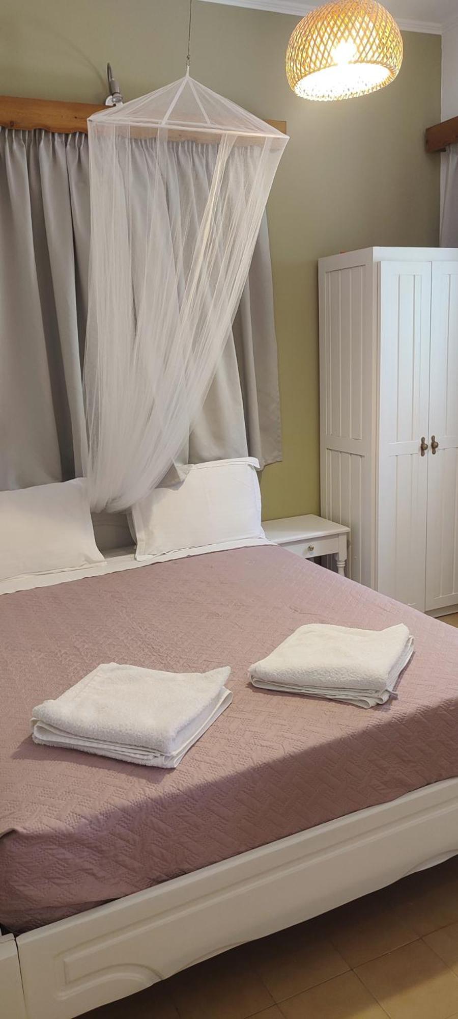 Krinelos Rooms Skála Eresoú Eksteriør bilde